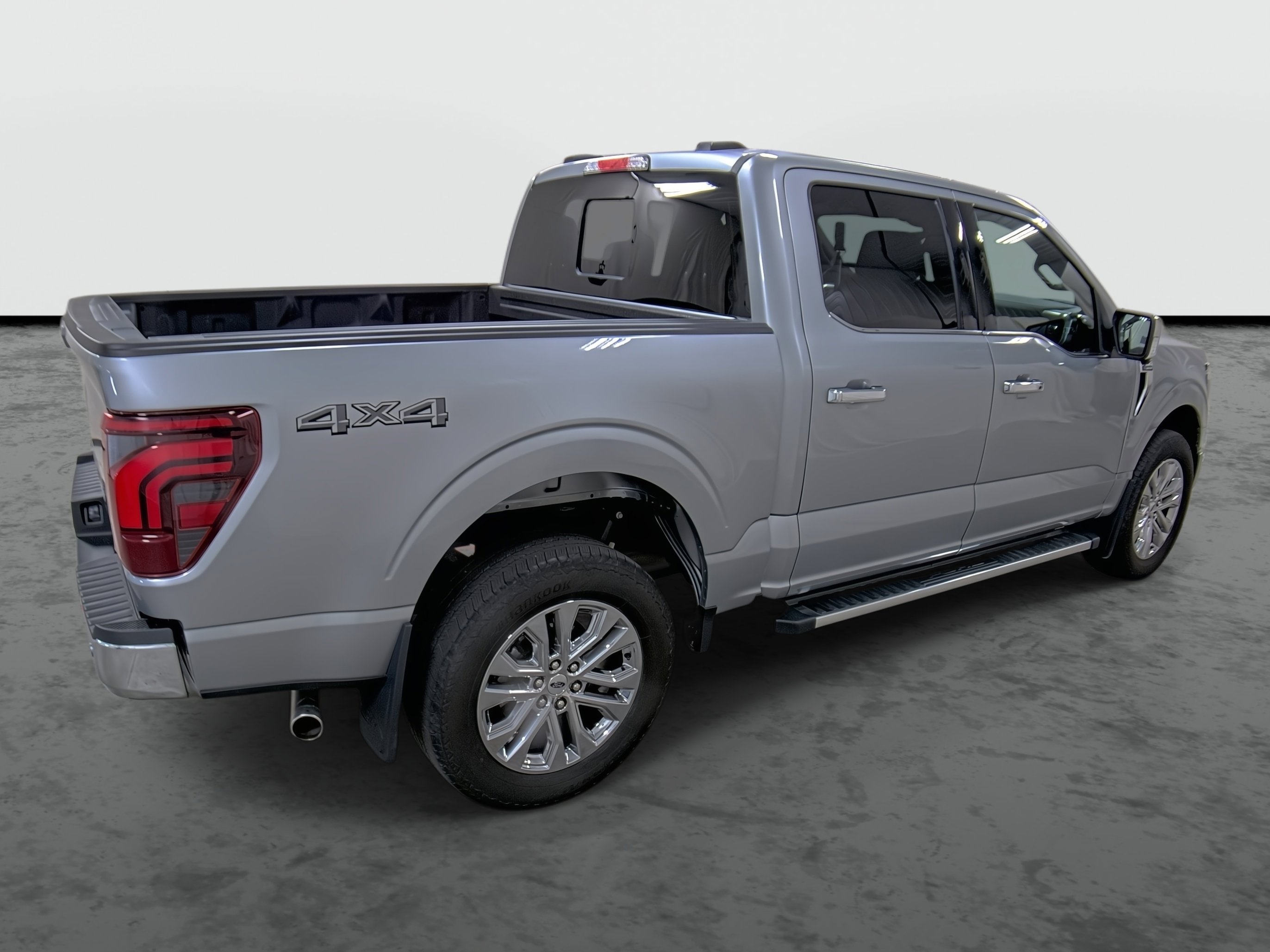 Used 2024 Ford F150 Lariat image 4