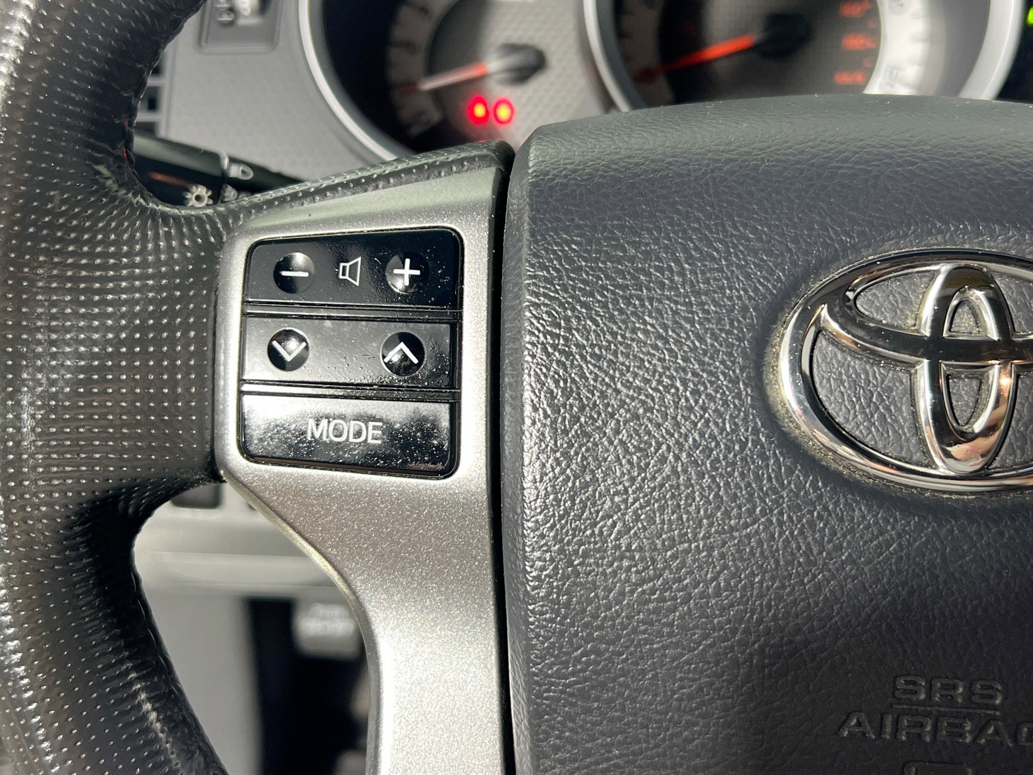 Used 2013 Toyota Tacoma PreRunner w/ Limited Pkg image 18