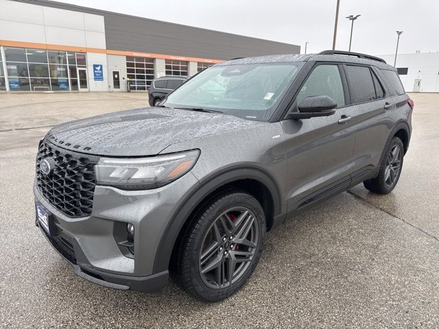 New 2026 Ford Explorer ST-Line w/ ST-Line Street Pack image 7