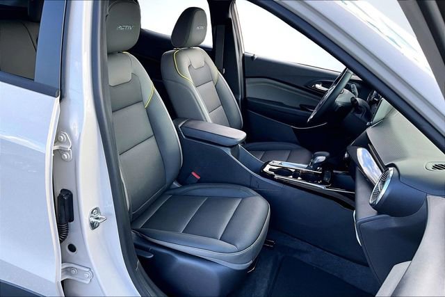 New 2026 Chevrolet Trax ACTIV w/ Driver Confidence Package image 11