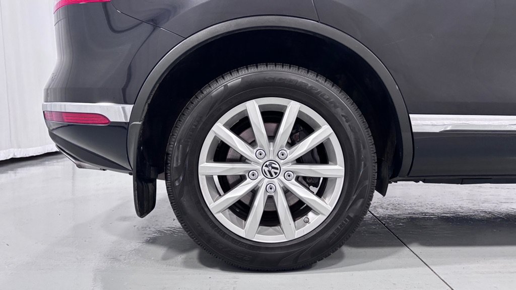 Used 2016 Volkswagen Touareg VR6 AWD/4WD image 33