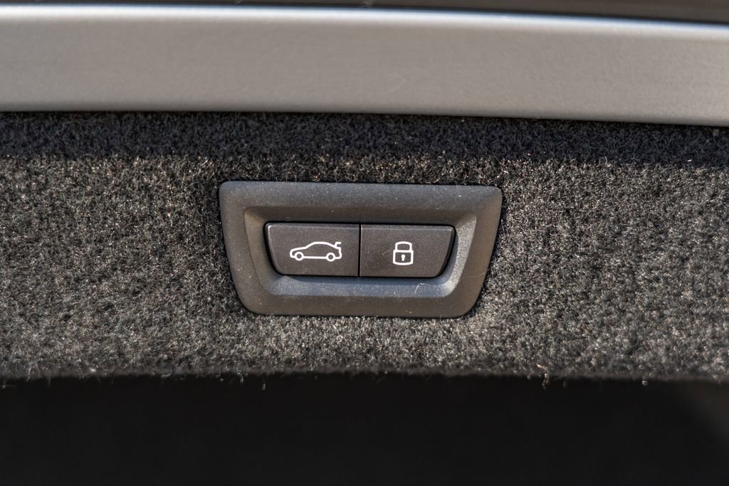 Used 2025 BMW M8 Competition w/ M Carbon Exterior Package image 12