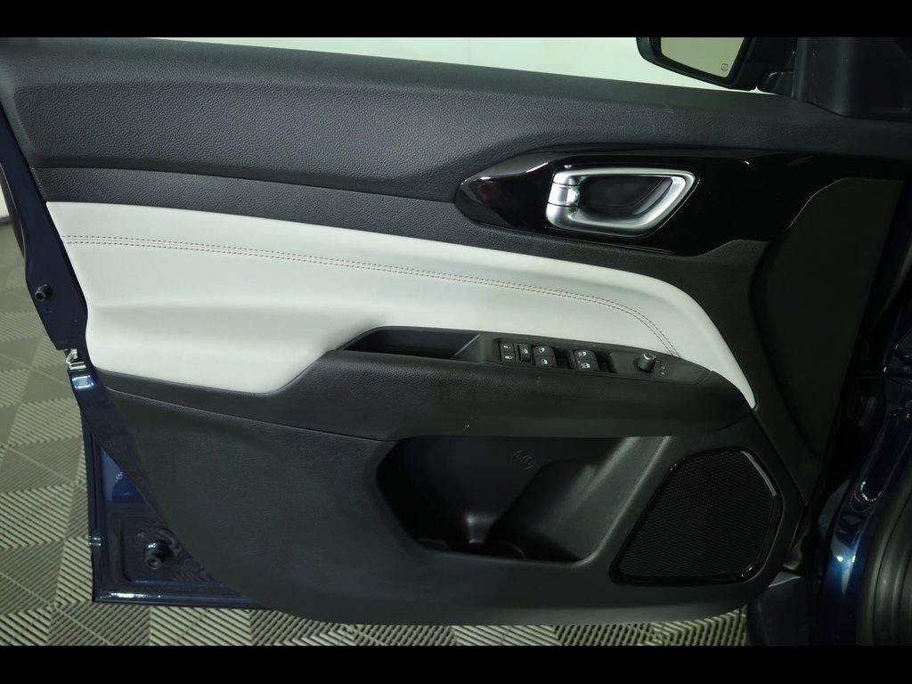 New 2026 Jeep Compass Limited image 20