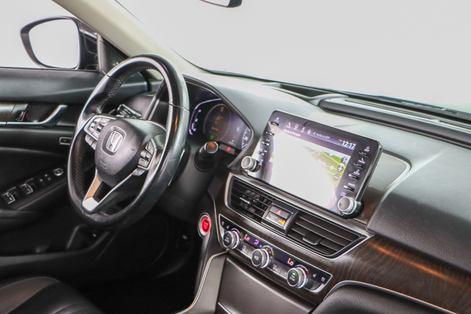 Used 2021 Honda Accord Touring image 26