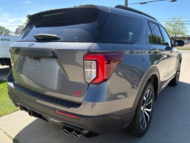 Used 2023 Ford Explorer ST AWD/4WD image 16