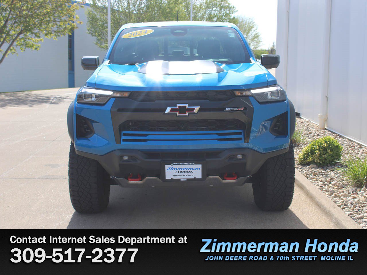 Used 2024 Chevrolet Colorado ZR2 w/ ZR2 Convenience Package III AWD/4WD image 4