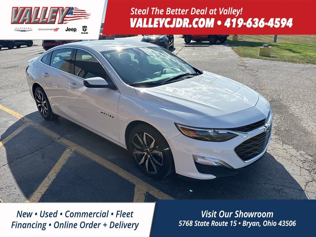 Used 2024 Chevrolet Malibu RS w/ LPO, Floor Liner Package image 1