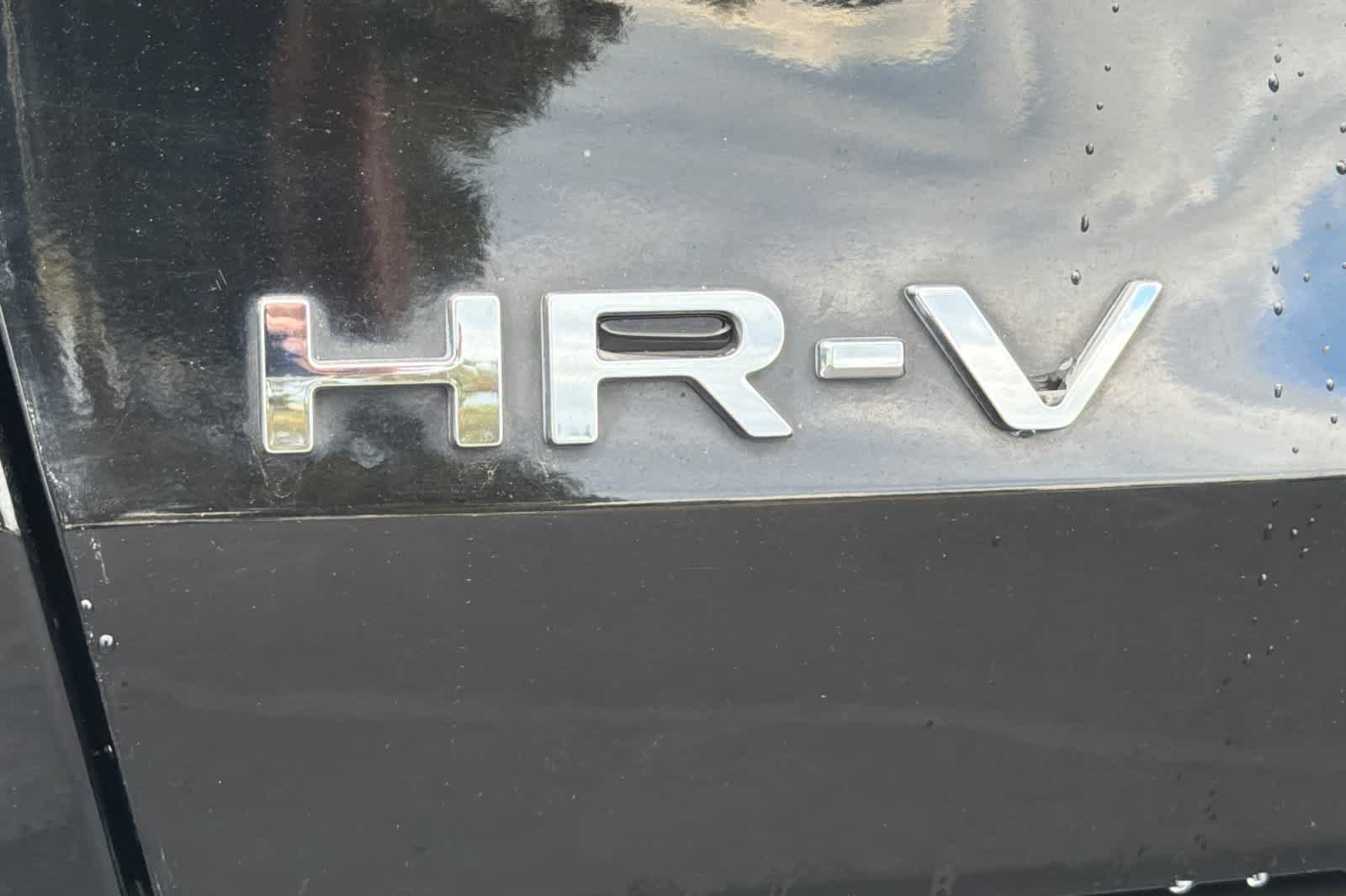 Used 2023 Honda HR-V LX image 12