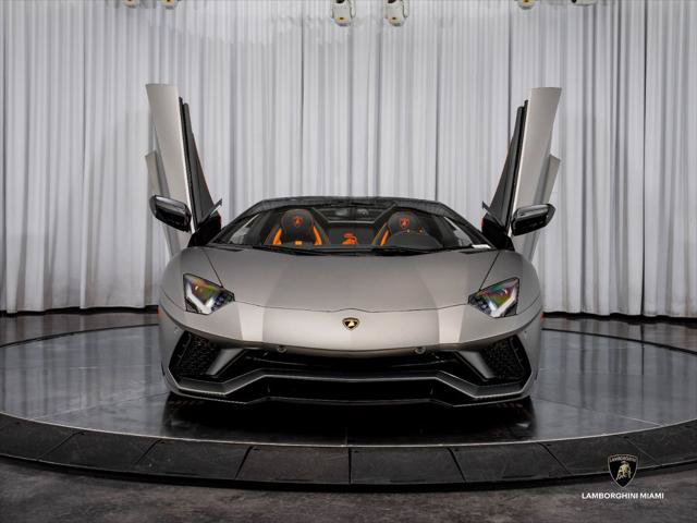 Used 2019 Lamborghini Aventador S AWD/4WD image 6