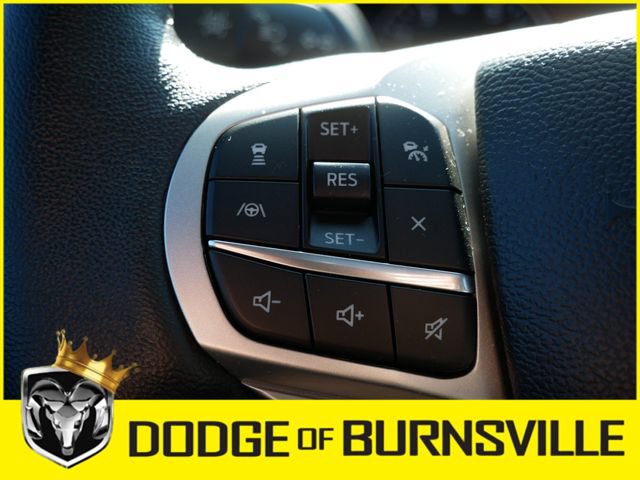 Used 2024 Ford Explorer XLT w/ Equipment Group 202A AWD/4WD image 26