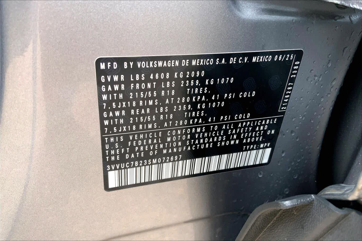 Used 2025 Volkswagen Taos SE AWD/4WD image 37