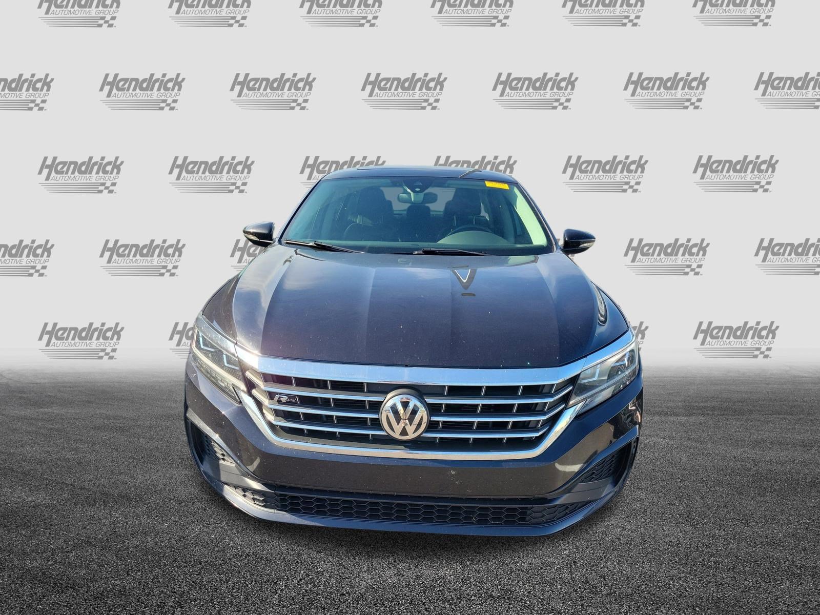 Used 2020 Volkswagen Passat 2.0T R-Line FWD image 3