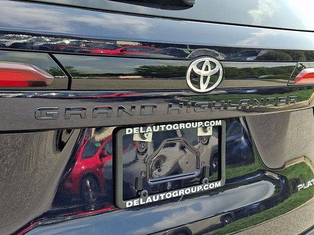 Certified 2026 Toyota Grand Highlander AWD image 31