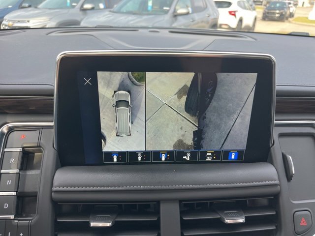 Used 2023 Chevrolet Suburban Z71 w/ Luxury Package image 30