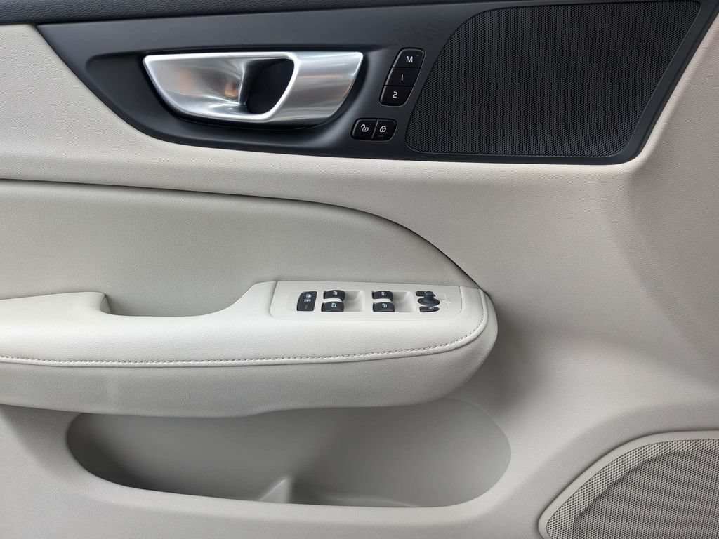Certified 2024 Volvo S60 B5 Plus w/ Climate Package FWD image 28