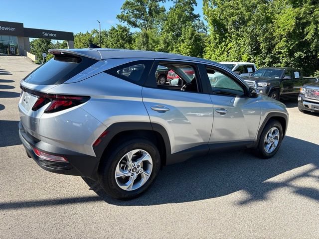 Used 2024 Hyundai Tucson SE AWD/4WD image 5