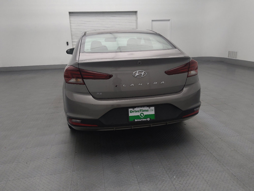 Used 2020 Hyundai Elantra SE w/ Cargo Package (C1) image 6