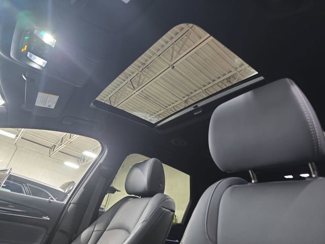 Used 2023 Buick Enclave Essence w/ Experience Buick Package AWD/4WD image 33