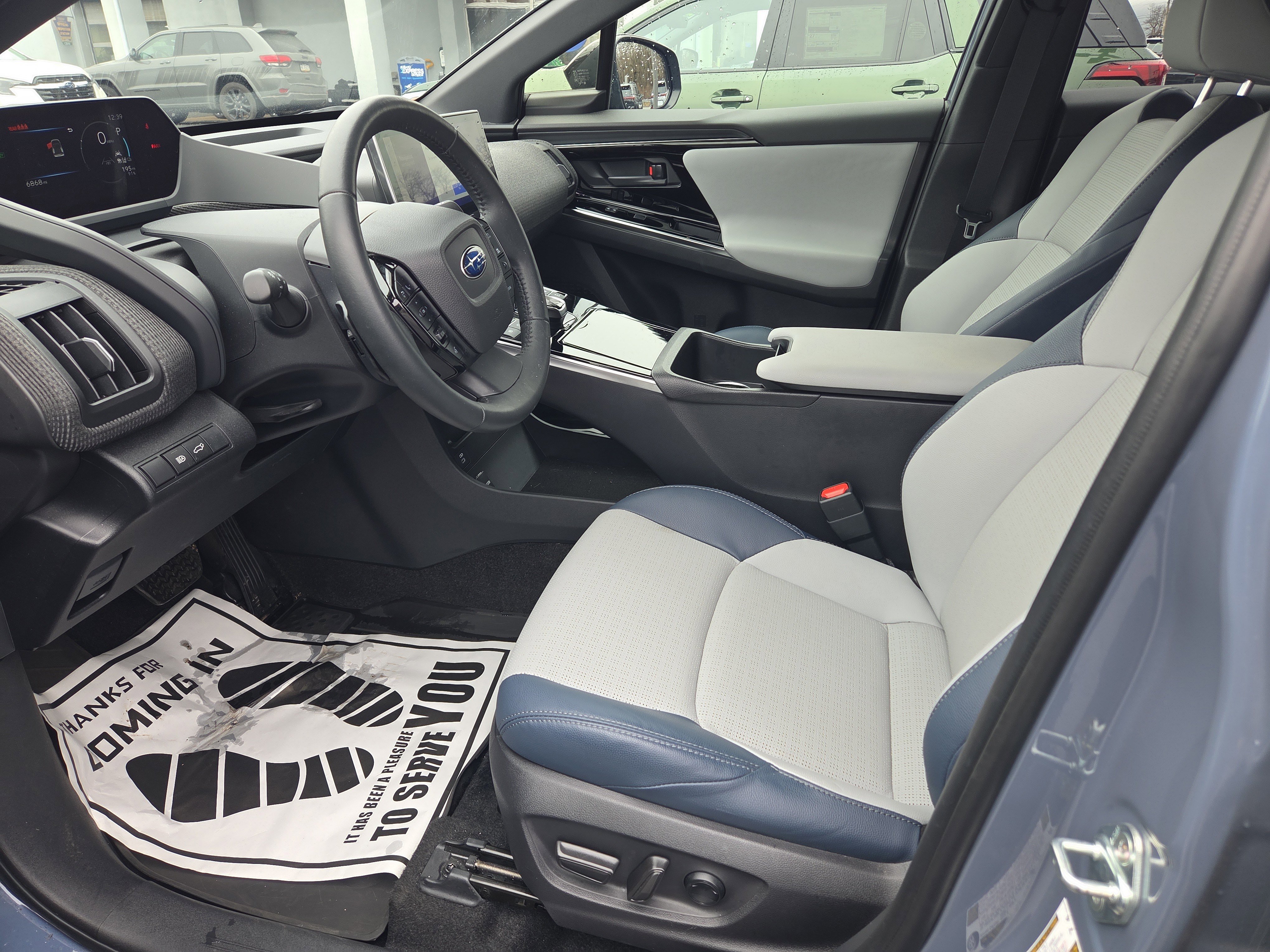 Used 2023 Subaru Solterra AWD image 12