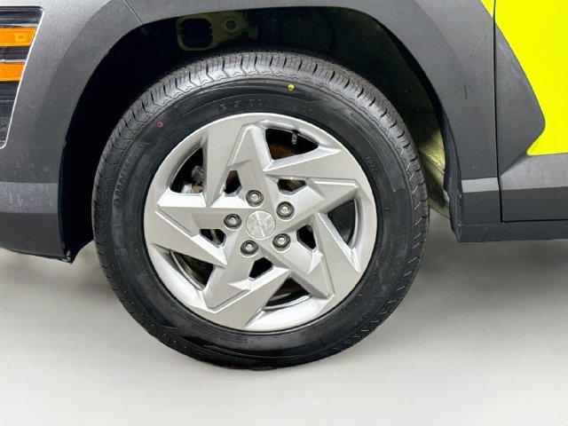 Certified 2024 Hyundai Kona SE AWD/4WD image 29
