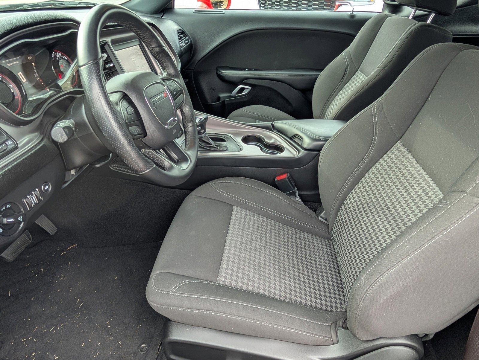 Used 2023 Dodge Challenger SXT w/ Blacktop Package image 6