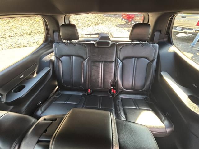 Used 2023 Jeep Wagoneer Series II AWD/4WD image 29