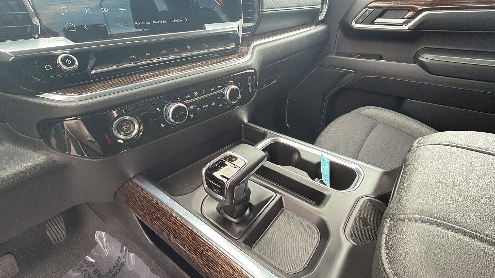 Used 2023 GMC Sierra 1500 Elevation image 24