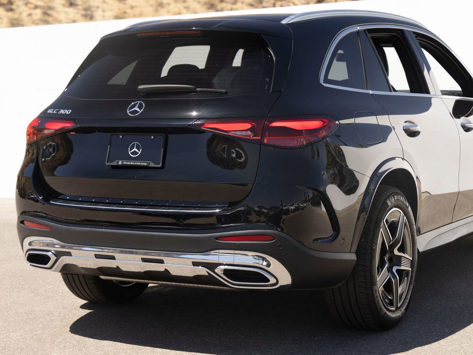 Used 2026 Mercedes-Benz GLC 300 image 11