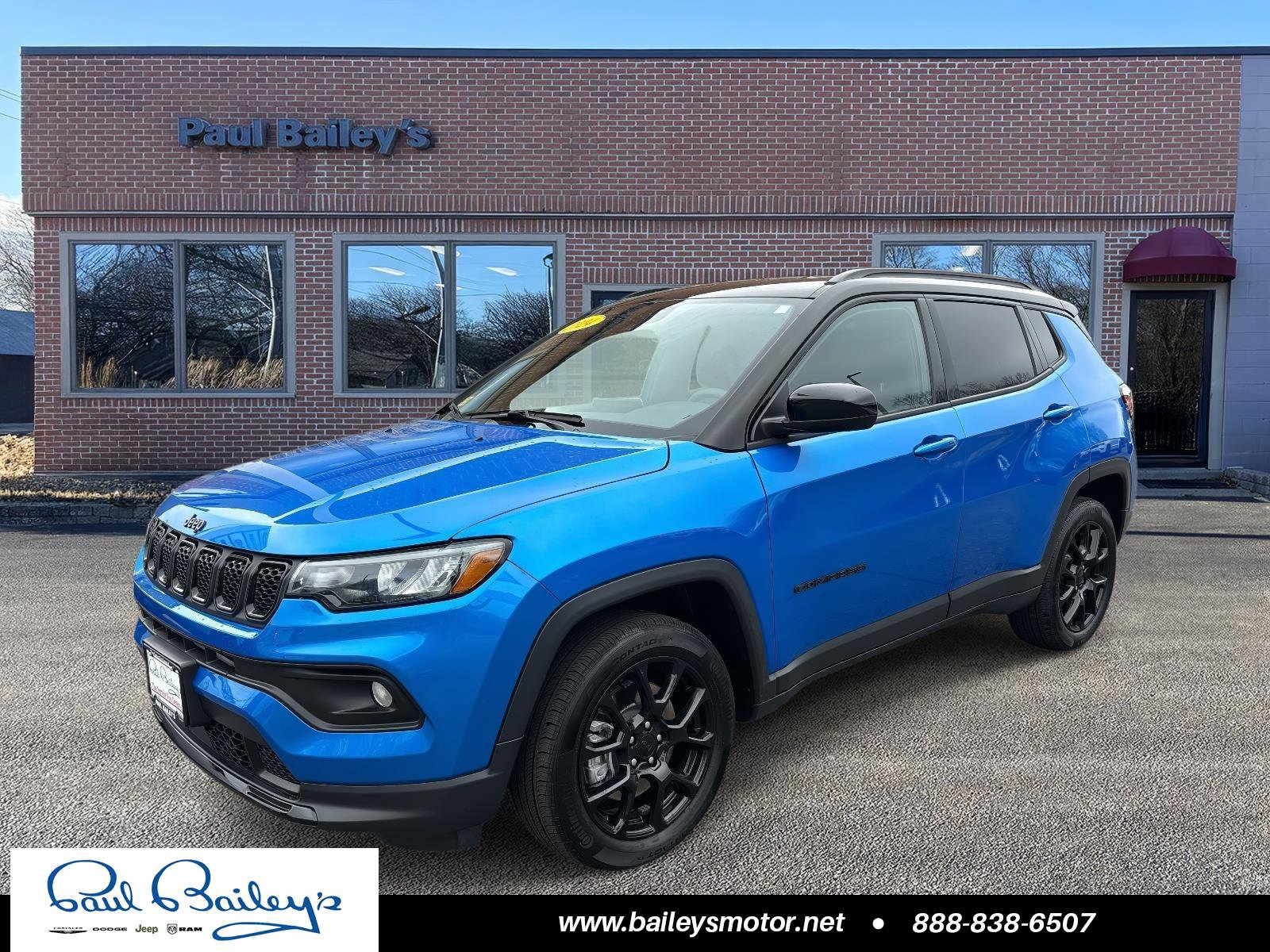 Used 2024 Jeep Compass Latitude w/ Convenience Group