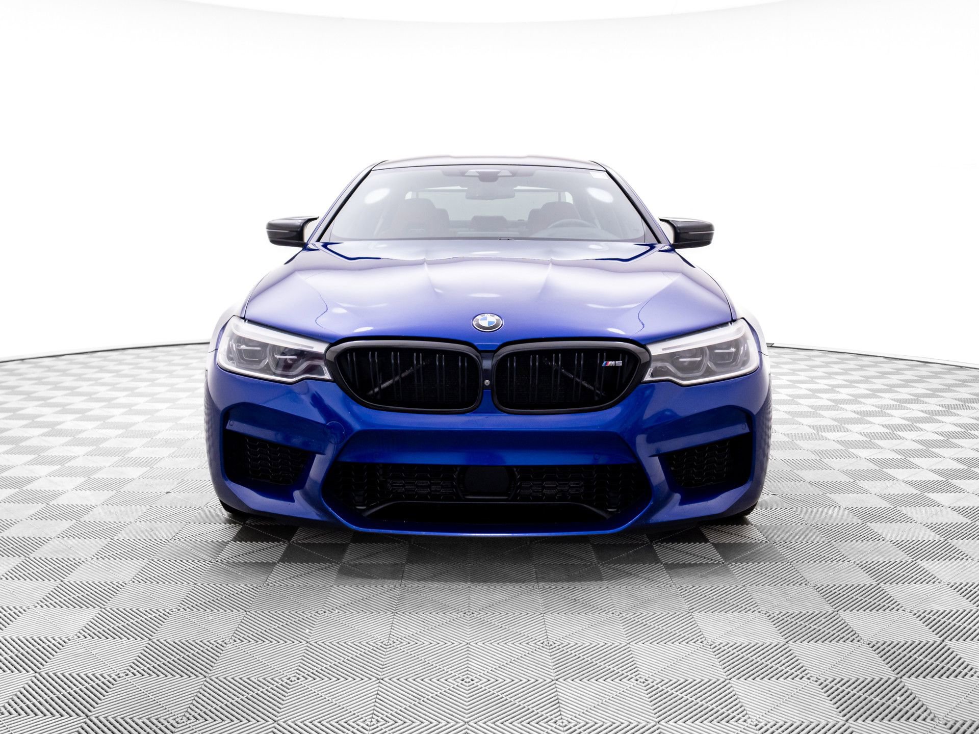 Used 2019 BMW M5 image 8