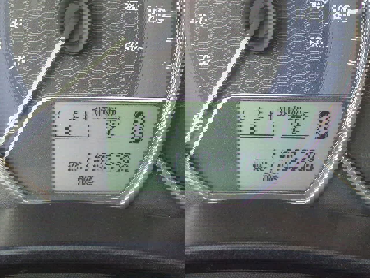 Used 2015 Toyota Corolla L image 23