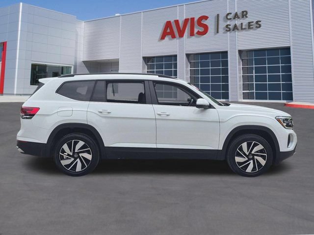 Used 2025 Volkswagen Atlas SE FWD image 5