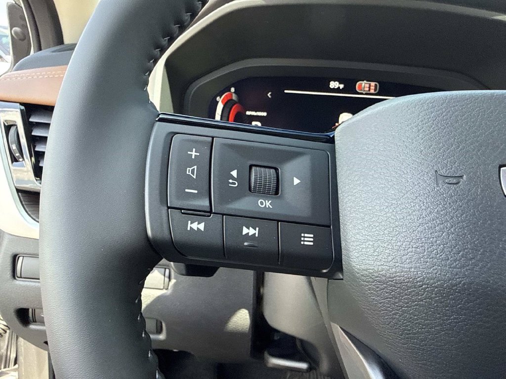 New 2026 Nissan Rogue Platinum AWD/4WD image 32