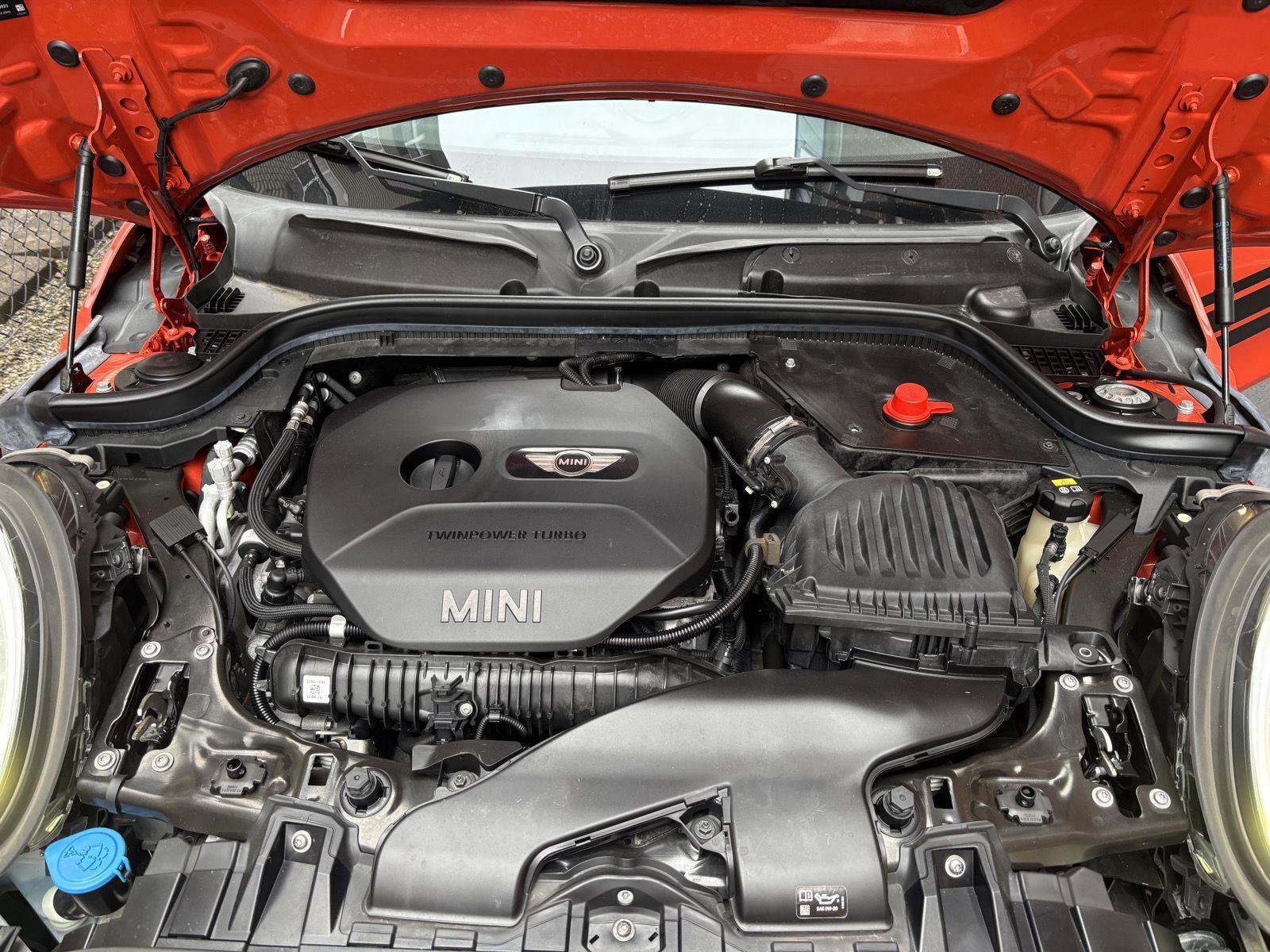 Used 2019 MINI Cooper S image 26