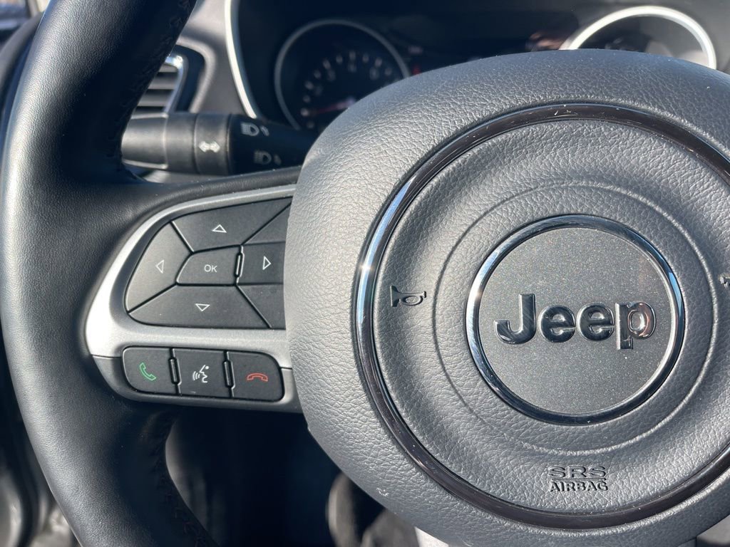 Used 2020 Jeep Compass Limited image 17