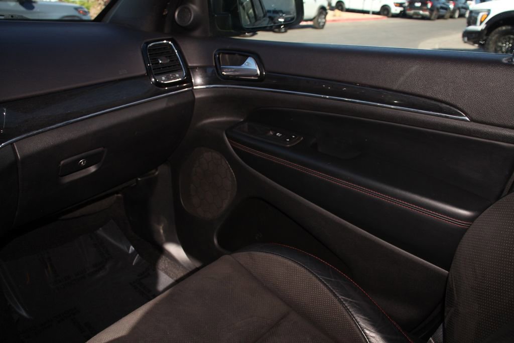 Used 2020 Jeep Grand Cherokee Trailhawk AWD/4WD image 19