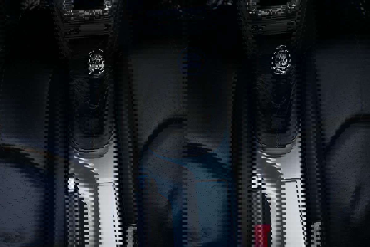 Used 2005 Porsche 911 Carrera image 31