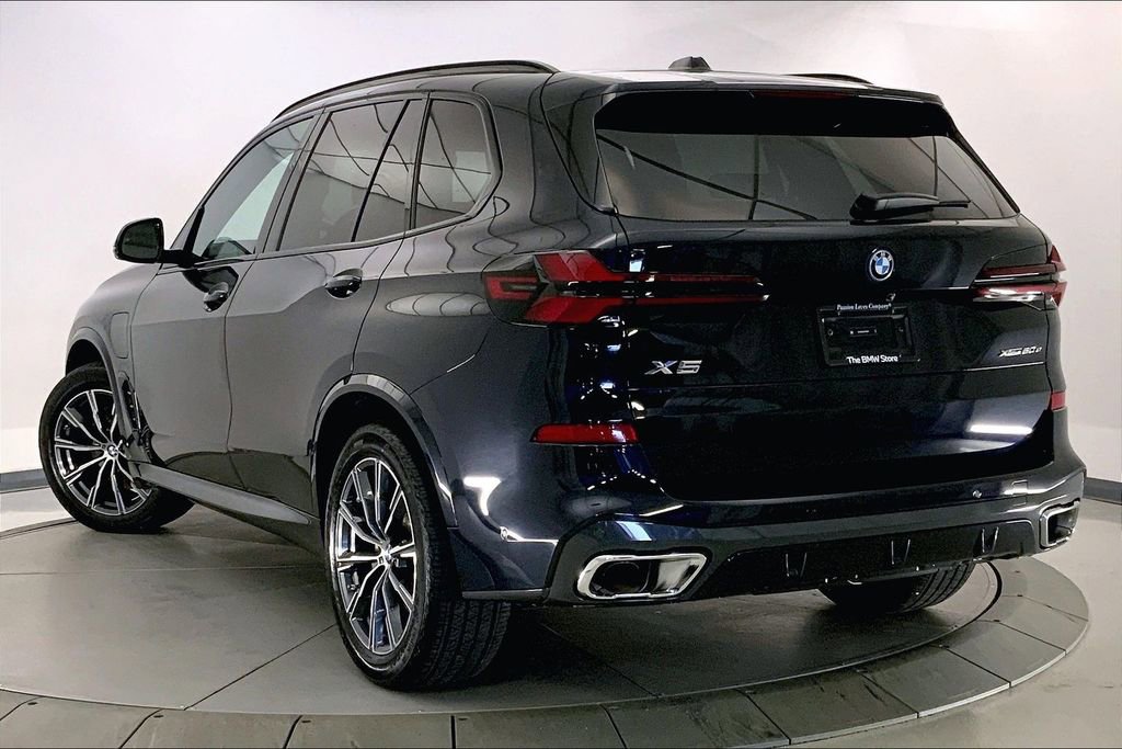 Certified 2026 BMW X5 xDrive50e w/ M Sport Package image 10