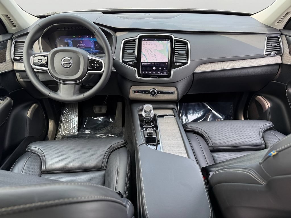 Certified 2023 Volvo XC90 B6 Ultimate w/ Protection Package AWD/4WD image 15