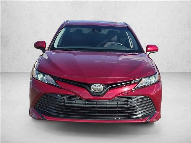 Used 2018 Toyota Camry LE FWD image 2