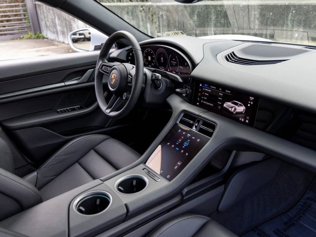 New 2025 Porsche Taycan image 62