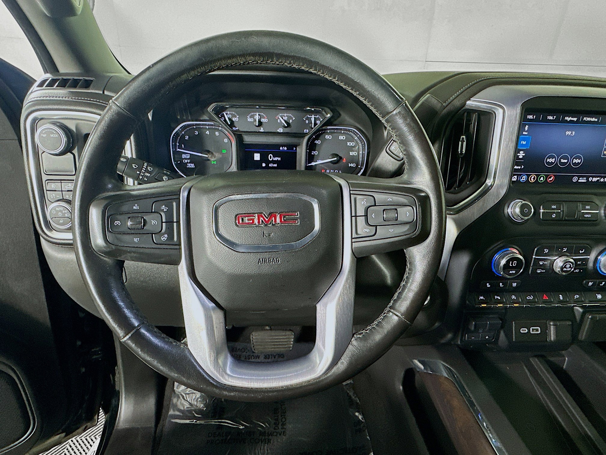 Used 2020 GMC Sierra 1500 SLT w/ SLT Premium Plus Package RWD image 14