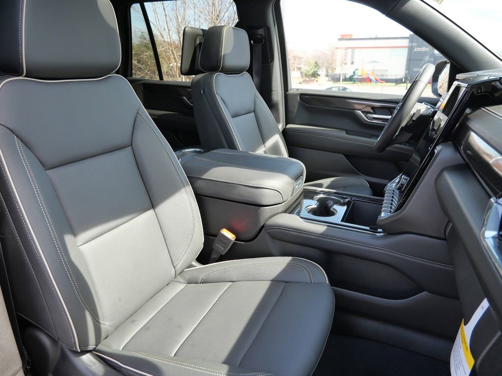 New 2026 GMC Yukon Elevation AWD/4WD image 23