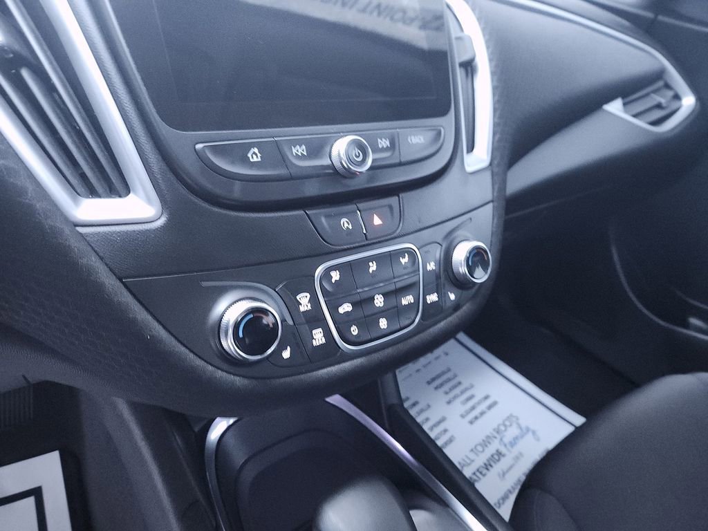 Used 2023 Chevrolet Malibu LT w/ Midnight Edition FWD image 18