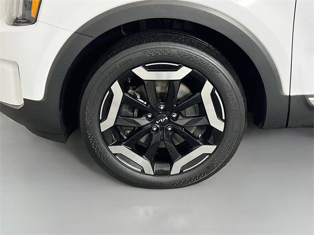 Used 2023 Kia Telluride S image 27