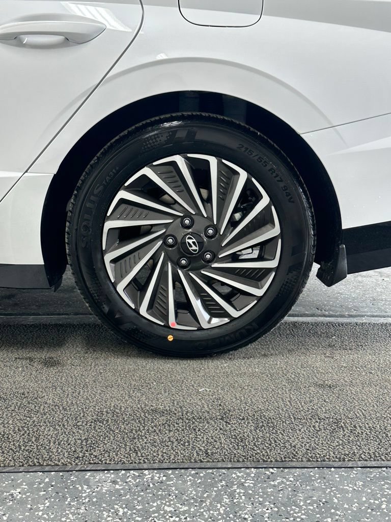 New 2026 Hyundai Sonata SEL FWD image 8