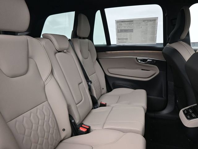 New 2026 Volvo XC90 B6 Plus w/ Protection Package Premier image 34