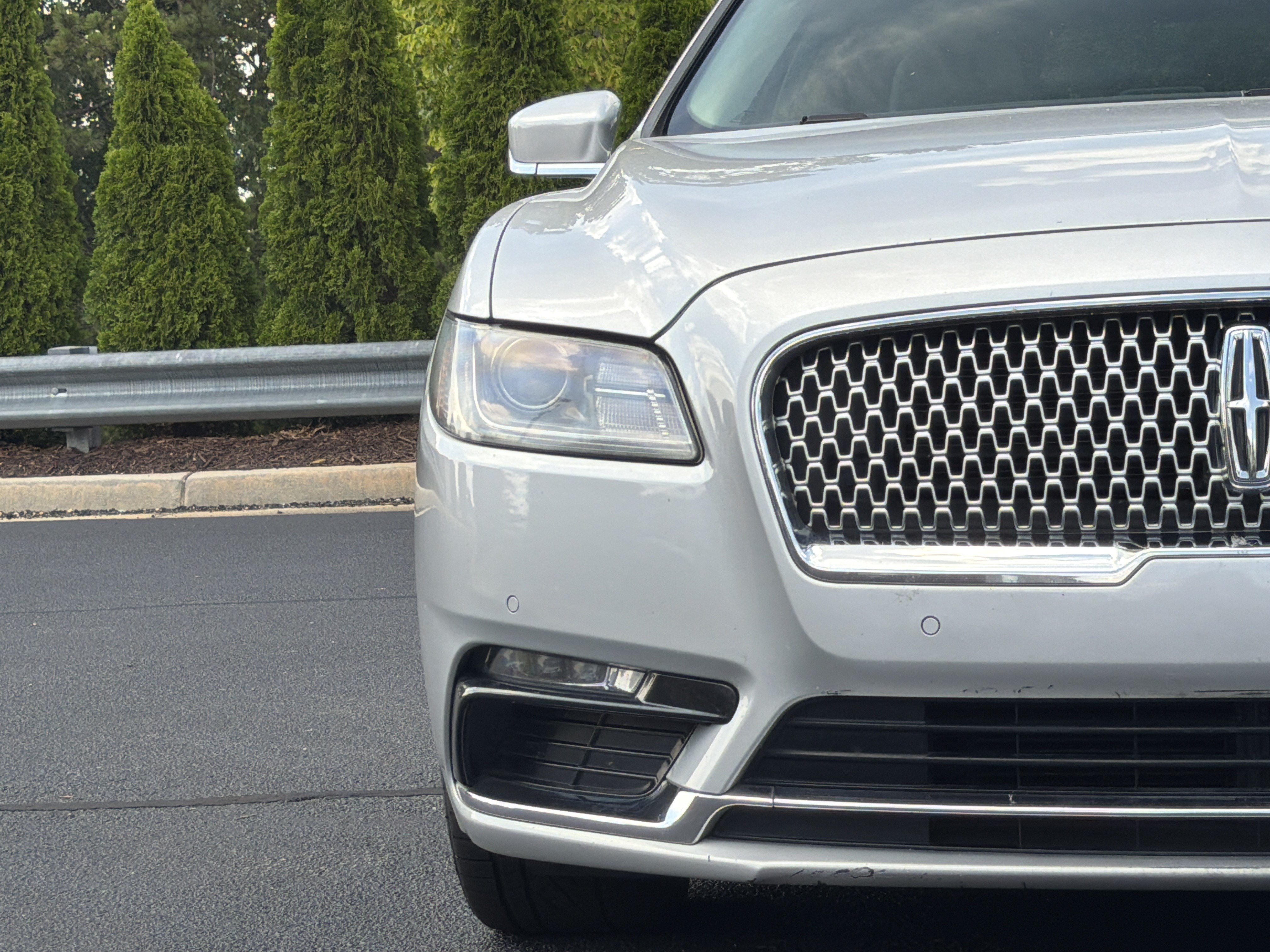 Used 2019 Lincoln Continental Select FWD image 19