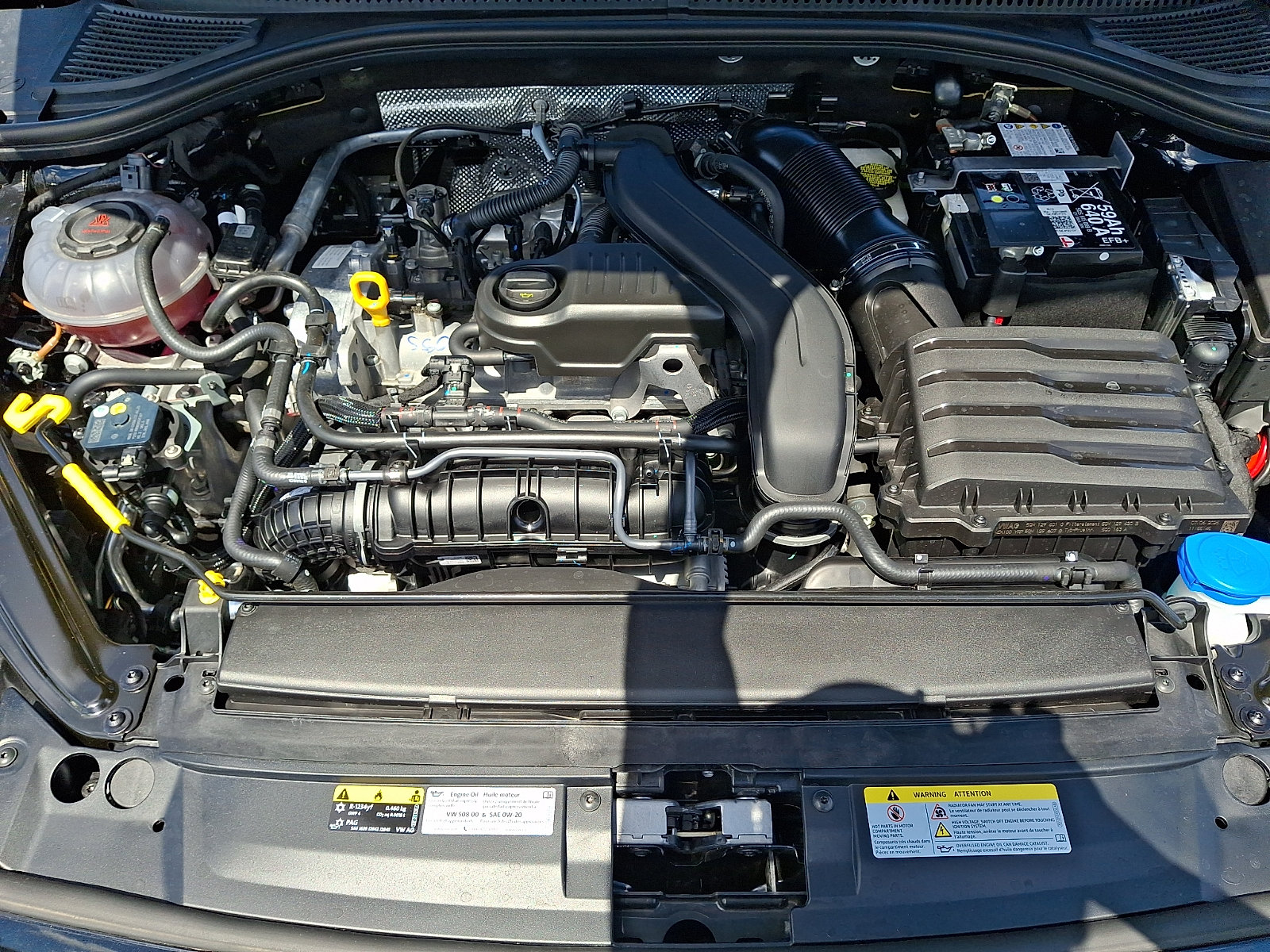 Certified 2025 Volkswagen Jetta Sport FWD image 28
