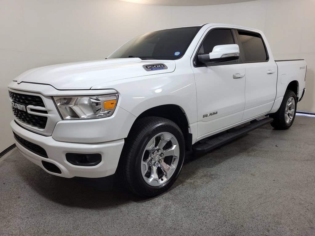 Used 2022 RAM 1500 Big Horn AWD/4WD image 3